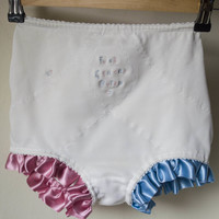 "Fuck Gender Rules" panties - Thumbnail 3