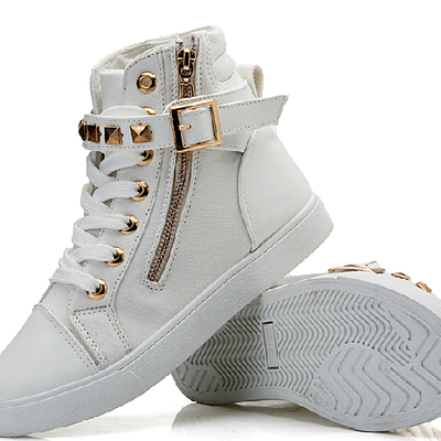 Women's shoes is high for canvas shoes