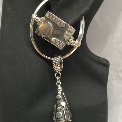 Funky button - Thumbnail 3