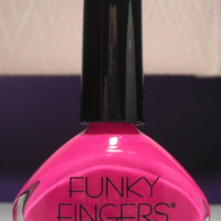 Funky Fingers - On Wednesdays We Wear Pink - Thumbnail 1