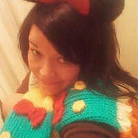 Donald Duck inspired scarf - Thumbnail 1