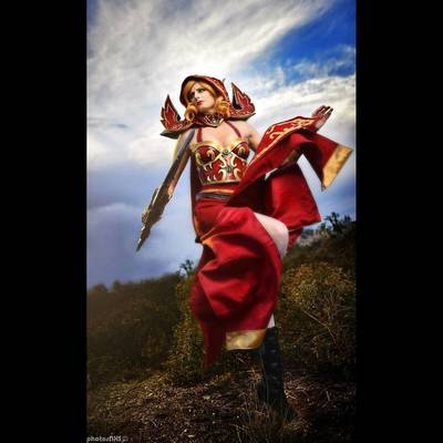 Jumping blood elf 8" x 10"