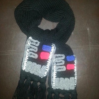 Darth vader inspired scarf - Thumbnail 4