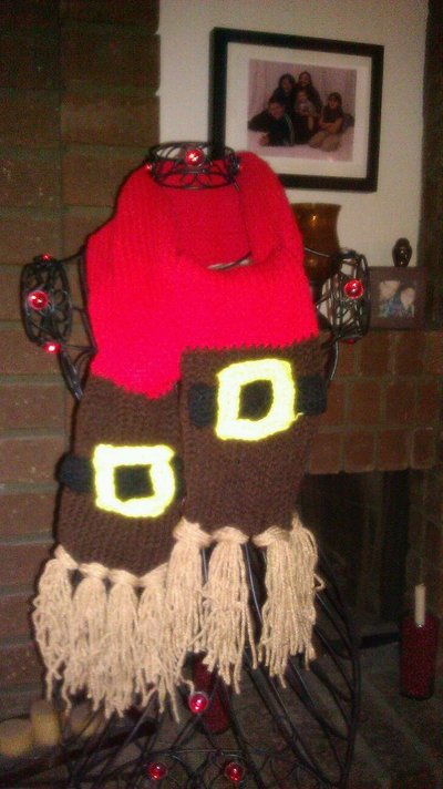 Grumpy inspired scarf