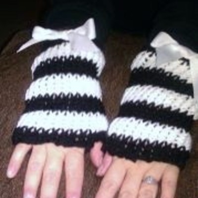 Fingerless gloves