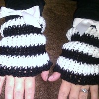 Fingerless Gloves - Thumbnail 3