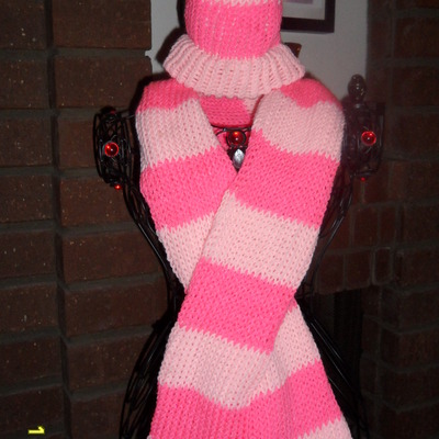 Cheshire cat inspired scarf - Thumbnail 5