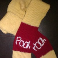 Winnie the Pooh inspired scarf - Thumbnail 1