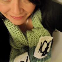 Mad Hatter inspired scarf - Thumbnail 3