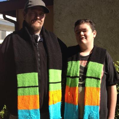 Lagre goofy inspired scarf