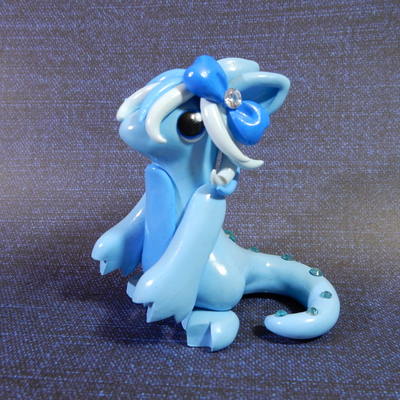 Blue haired dragon - Thumbnail 3