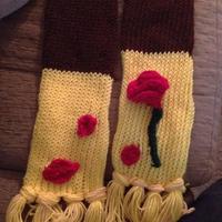 Beauty and the beast inspired scarf - Thumbnail 1