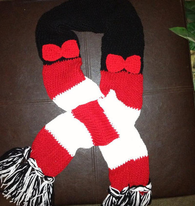 Cat in the hat inspired scarf