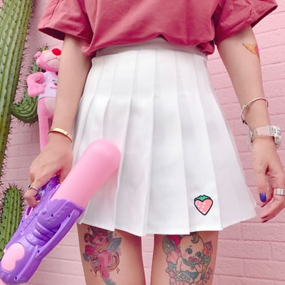 Harajuku sweet strawberry embroidery pleated skirt