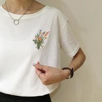 Flower Embroidered T-shirt - Thumbnail 1