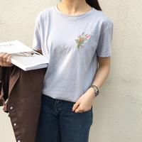 Flower Embroidered T-shirt - Thumbnail 3