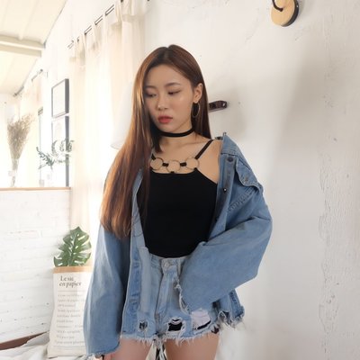 Triple ring black tank top