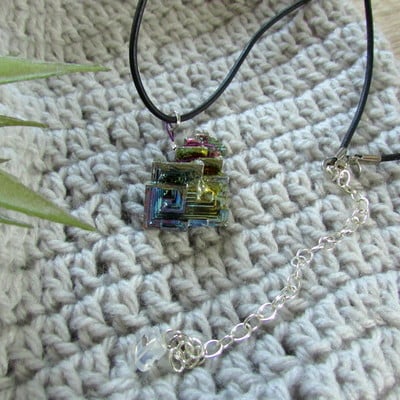 Bismuth pendant