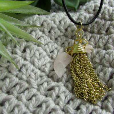 Gold tassel & rose quartz