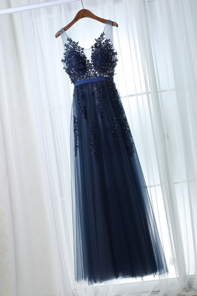 Hot Selling Dark Royal Blue Tulle Long Prom Dresses with Appliques for Women