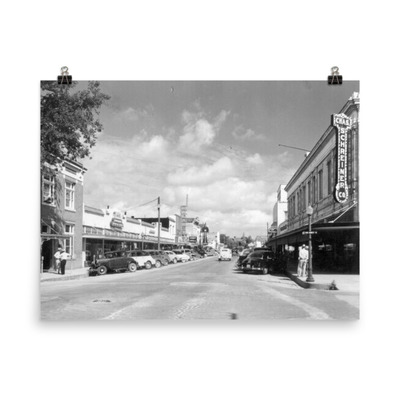 Kerrville, circa 1950: water street