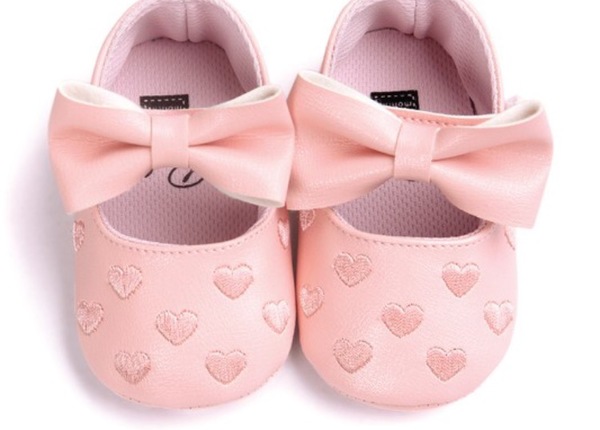 Hearted infant shoes