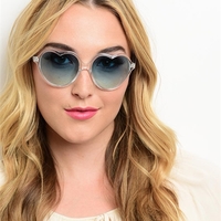 Ombre Heart Sunnies - Thumbnail 2
