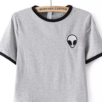 Alien aliens exposed umbilical t-shirt - Thumbnail 3