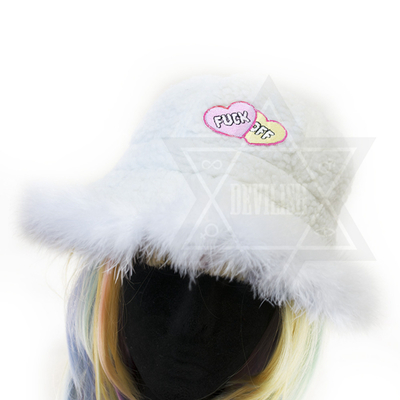 Punky heart　bucket hat