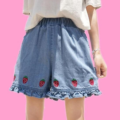 Strawberry emboridered ruffle denim shorts