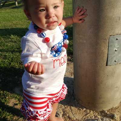 Usa bubblegum necklace