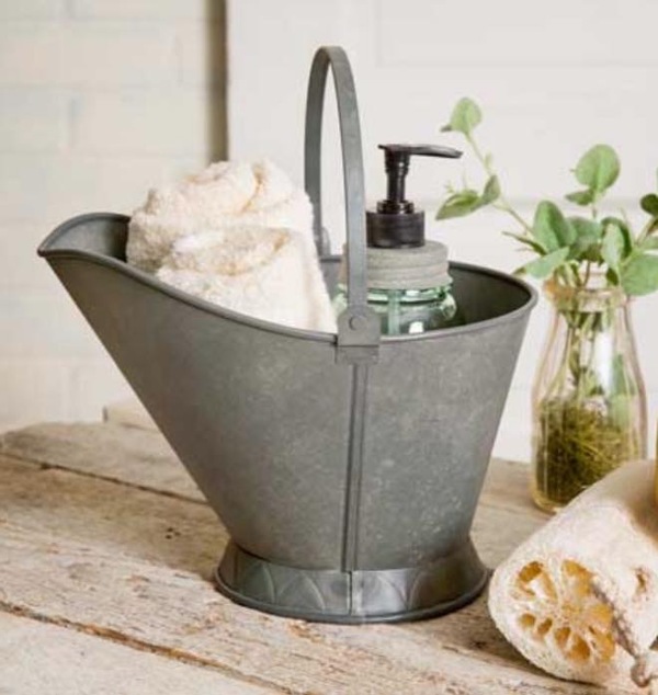 Metal coal scuttle 