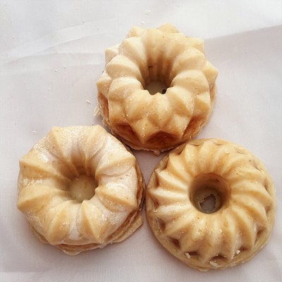 Mer-llama dreaming mini cake!