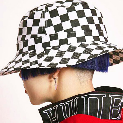 90'S CHECKER BUCKET HAT
