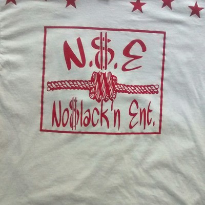 Nse no$lacknent. (white&red) boarder business t-shirt.