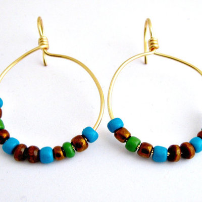 Handcrafted wire hoop earrings with glass seed beads. gypsy style, hippie fashion, small gold hoops, ethnic earrings, jewelry gift