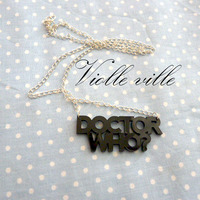 Doctor? Doctor who? necklace - Thumbnail 1