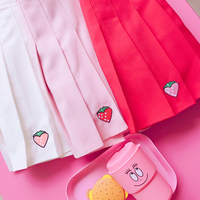 STRAWBERRY EMBROIDERY PLEATED SKIRT - Thumbnail 4