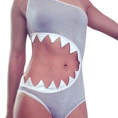 One shoulder cut out bikini swimsuit for girls one-piece swimwear with chain strap - Thumbnail 3