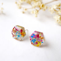 Real Dried Flowers and Resin Hexagon Stud Earrings in Party Mix - Thumbnail 7
