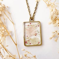 Real Dried Flowers in Resin Necklace, Bronze Square in Pink Mint and White - Thumbnail 3