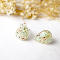 Real Dried Flowers and Resin Teardrop Stud Earrings in Mint Magenta White - Thumbnail 1