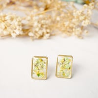 Real Dried Flowers and Resin Stud Earrings, Gold Rectangle in Yellow and Green - Thumbnail 1