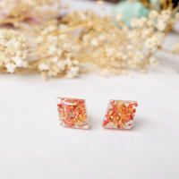 Real Dried Flowers and Resin Diamond Stud Earrings in Red and Orange - Thumbnail 1