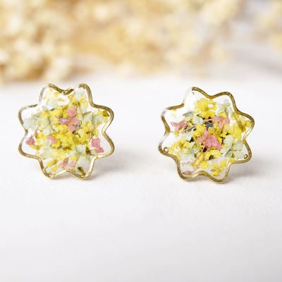 Real dried flowers and resin flower stud earrings in yellow mint pink