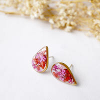Real Dried Flowers and Resin Stud Earrings, Gold Teardrop in Red Pink Mix - Thumbnail 4