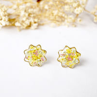 Real Dried Flowers and Resin Flower Stud Earrings in Yellow Mint Pink - Thumbnail 2