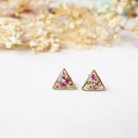 Real Dried Flowers and Resin Triangle Stud Earrings in Baby Blue Magenta White - Thumbnail 3