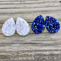 13x18mm Midnight Tear Drop Studs - Thumbnail 1