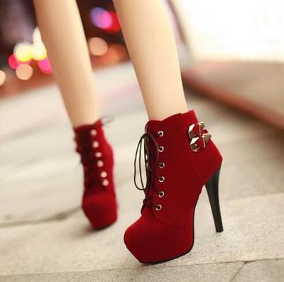 Fashion high heels with high heels
